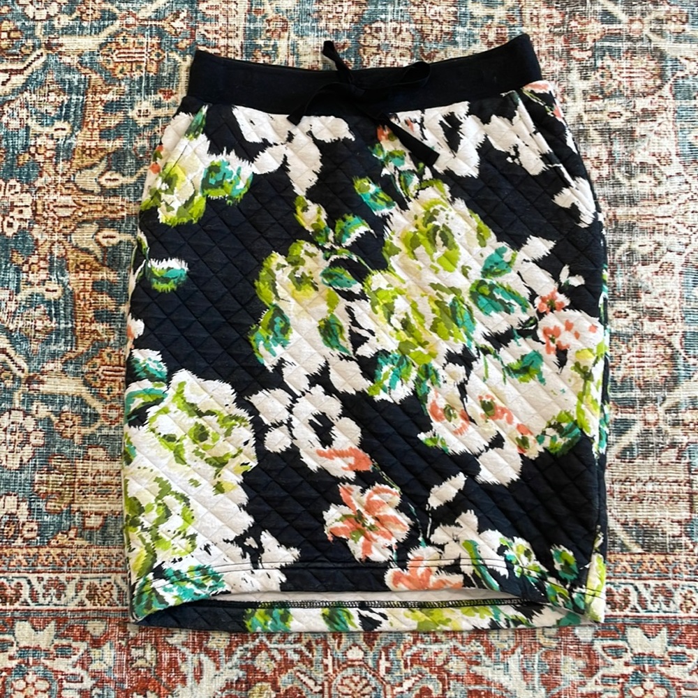 Anthropology quilted floral pencil skirt - size S
